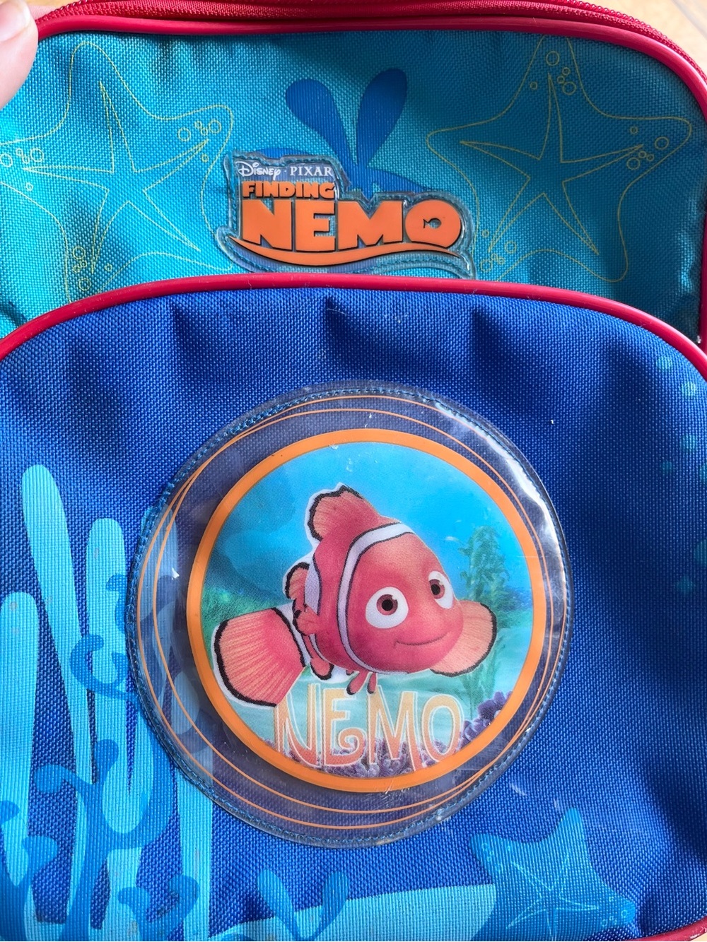 Disney Pixar Vintage Small FINDING NEMO Rolling Backpack - Picture 7 of 12